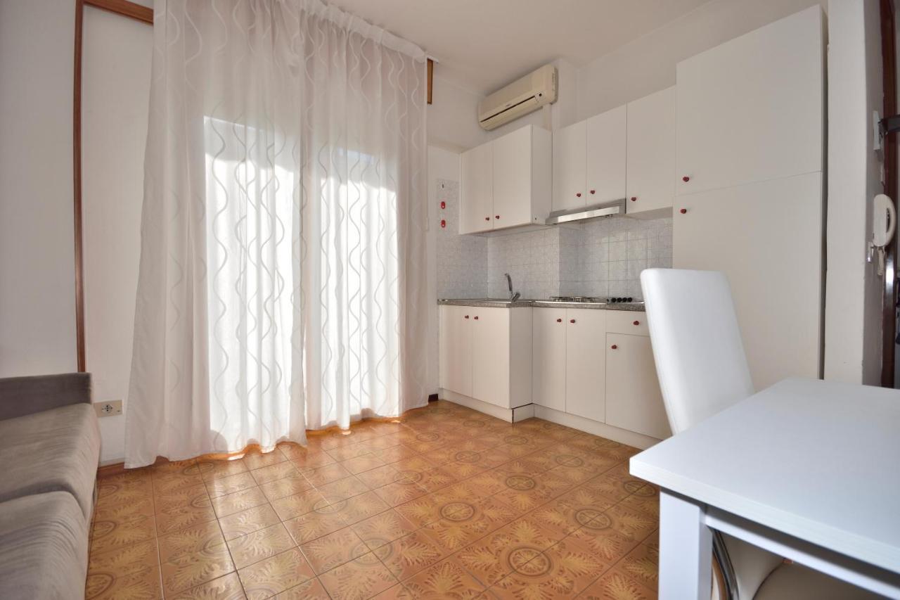 Residence Ranieri บิบิโอเน ภายนอก รูปภาพ
